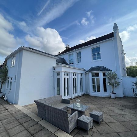Willow House, Georgian Property In Shepperton Buitenkant foto